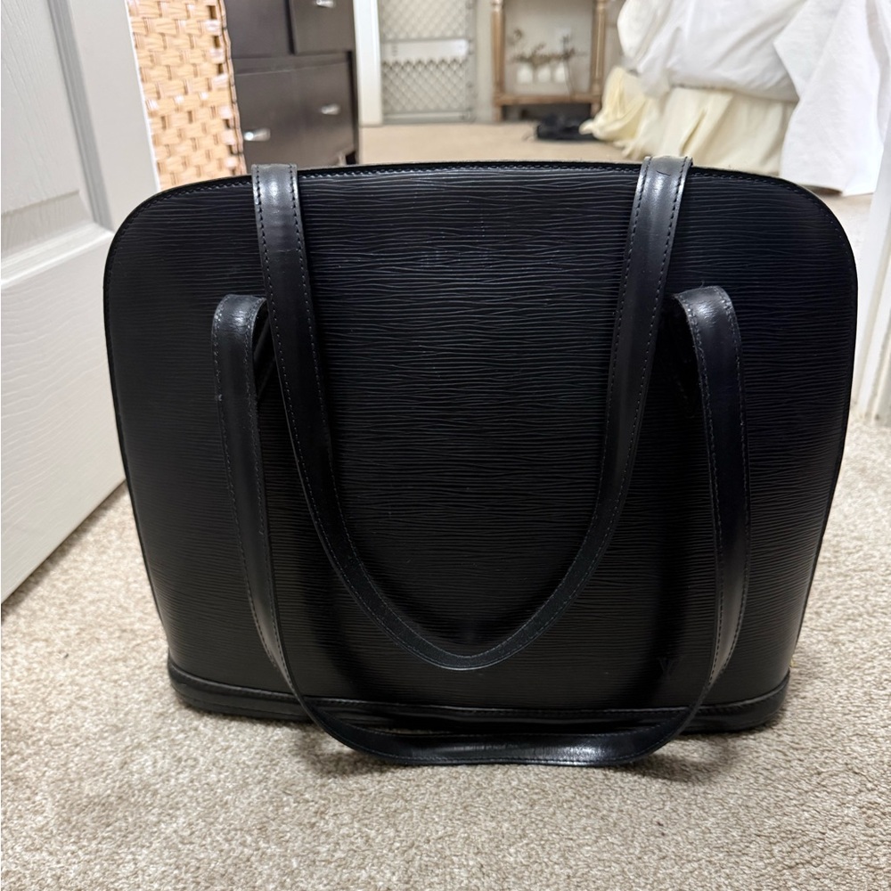 Louis Vuitton Epi Handbag
